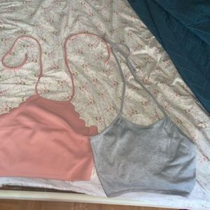 2 crop tops